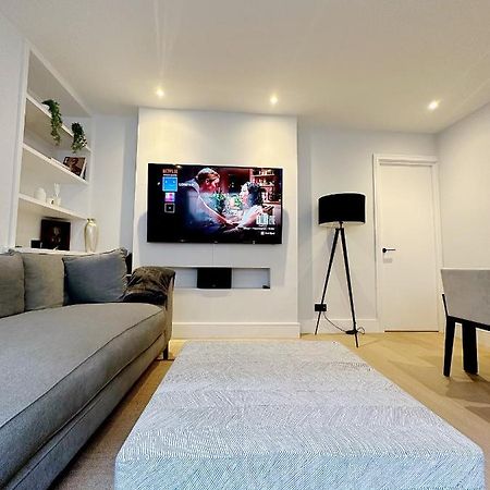 Londwell, Luxe And Leaves, Chelsea Flat With Private Garden Daire Londra Dış mekan fotoğraf